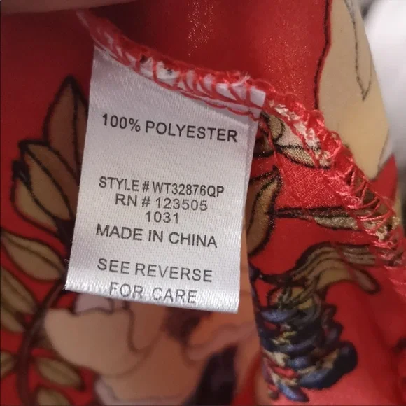 NWOT Floral wrap blouse - Picture 6 of 13